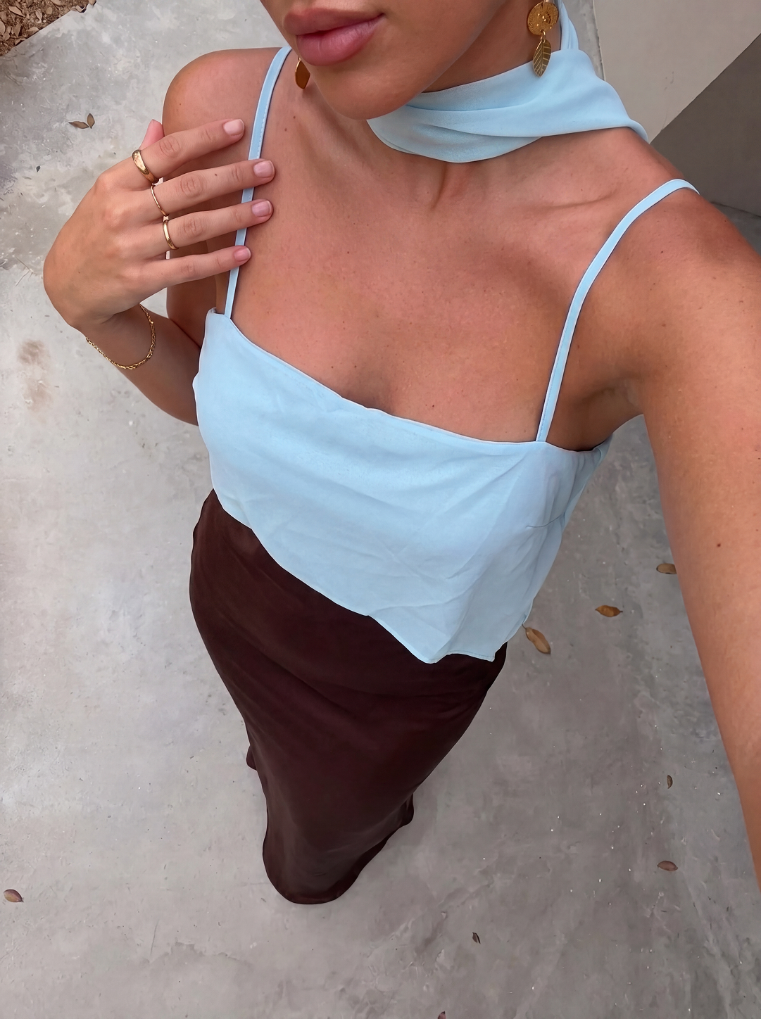 VESTIDO ZAHARA AZUL Y MARRÓN
