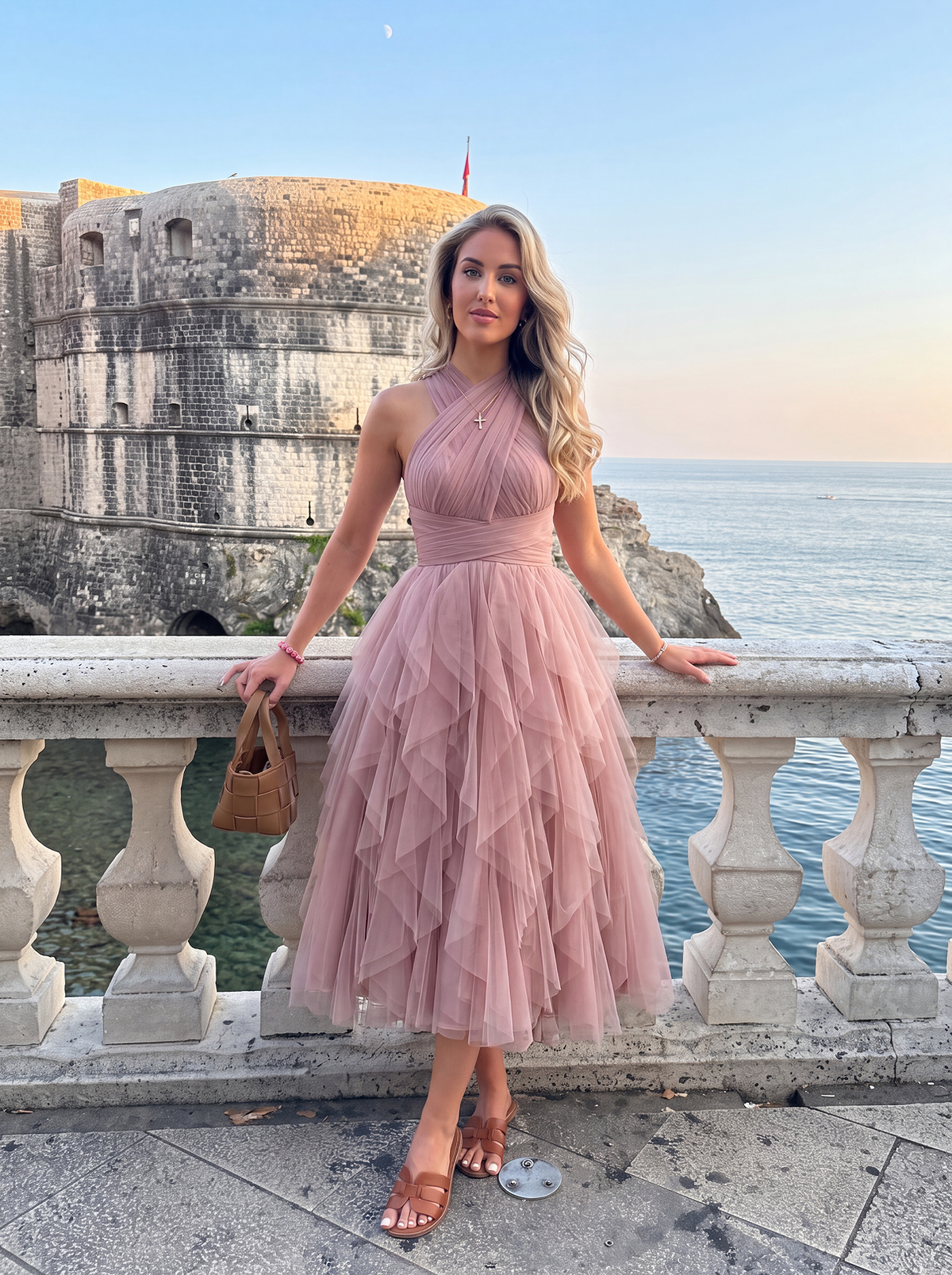 VESTIDO MIDI DE TUL CON VOLANTES EN CASCADA | AZUL TINTA ALISSA