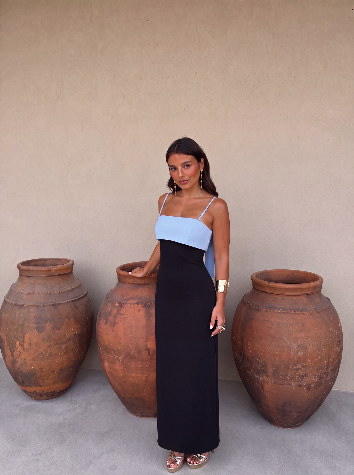 JOANNA / VESTIDO NEGRO Y AZUL