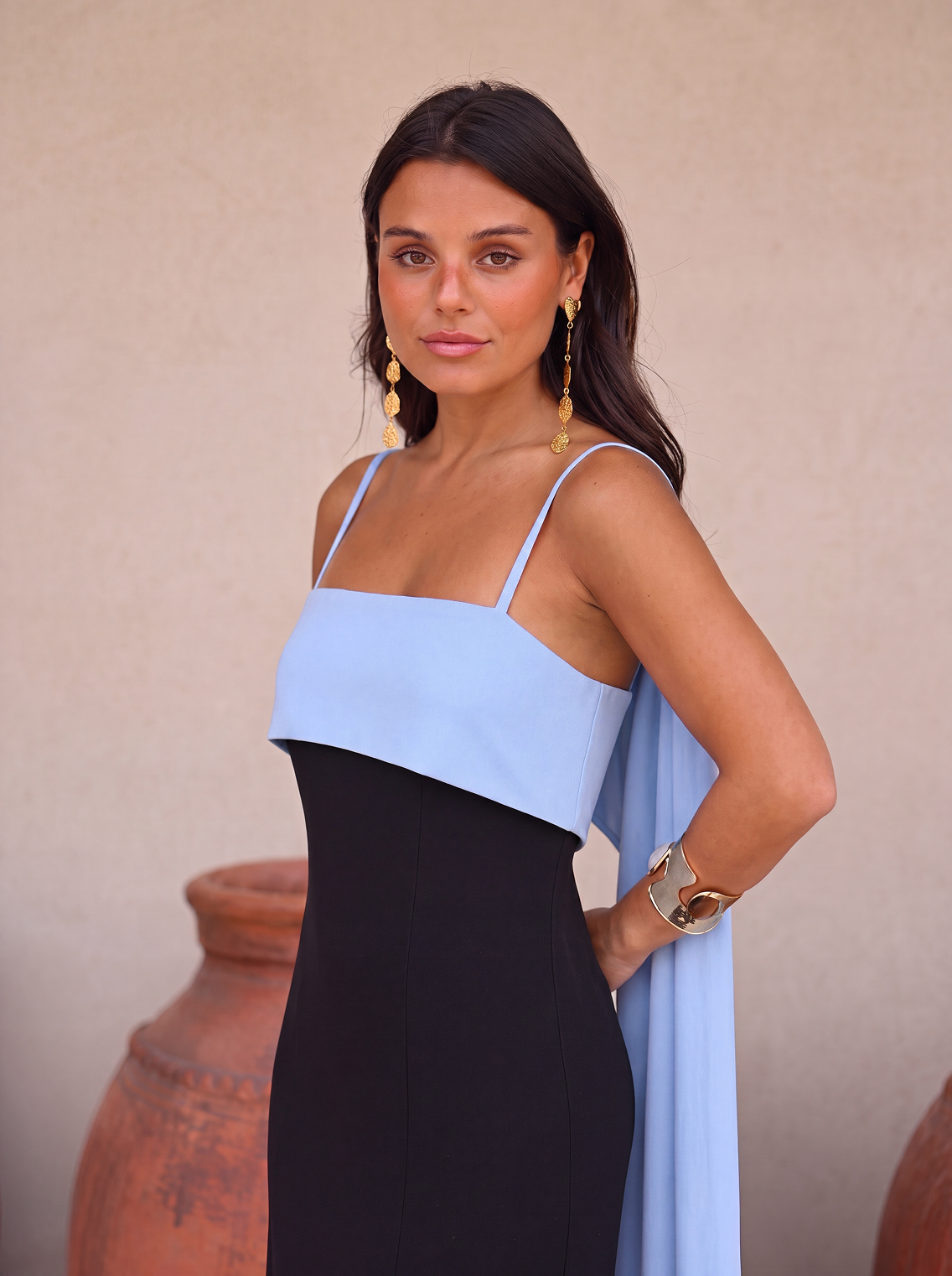 JOANNA / VESTIDO NEGRO Y AZUL