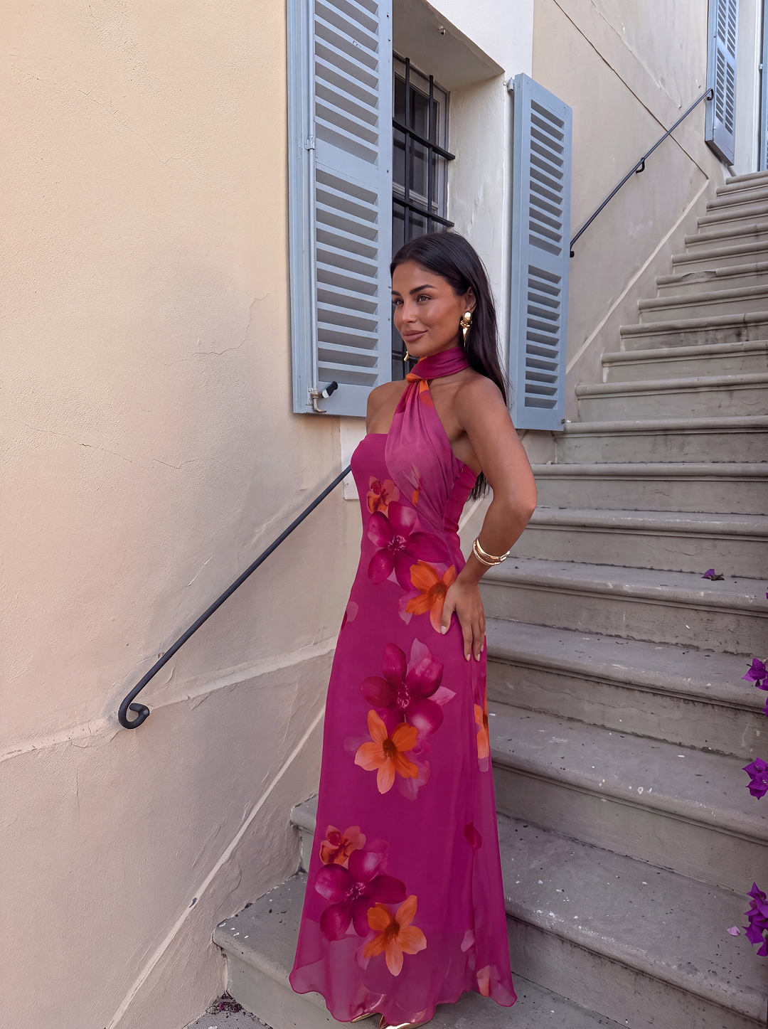 VESTIDO LARGO FLORAL SÓLLER CON CUELLO ALTO Y LAZO