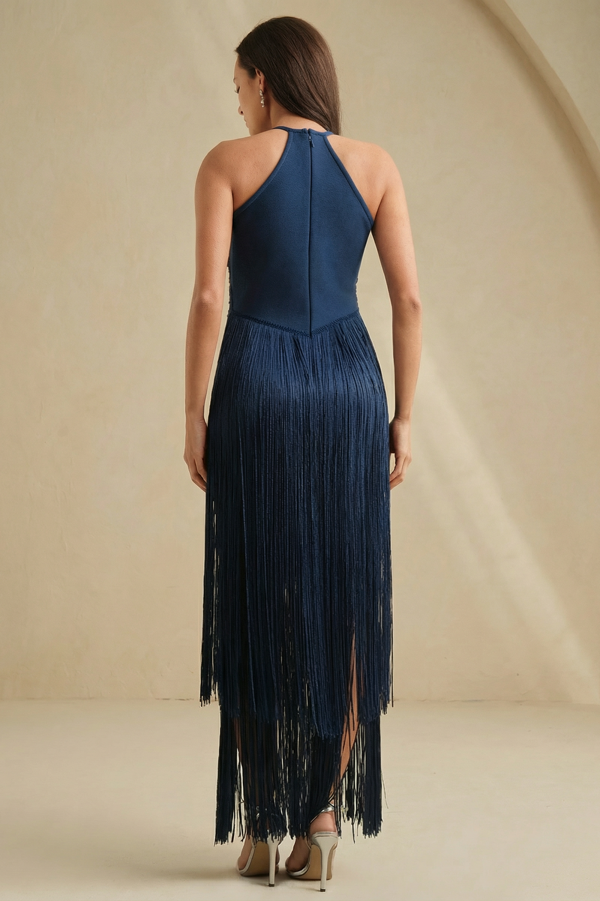 Vestido Largo de Flecos con Escote Halter