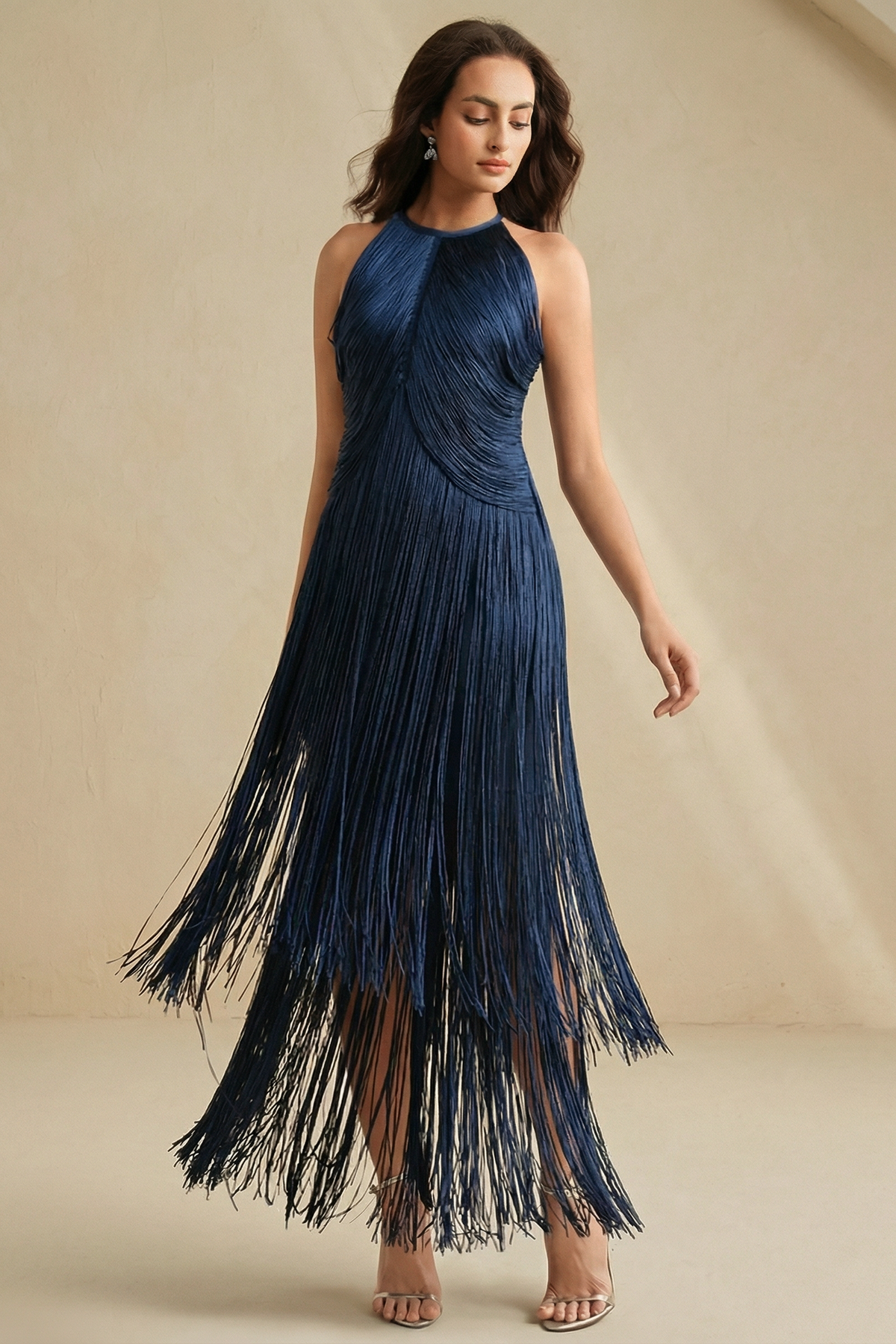 Vestido Largo de Flecos con Escote Halter